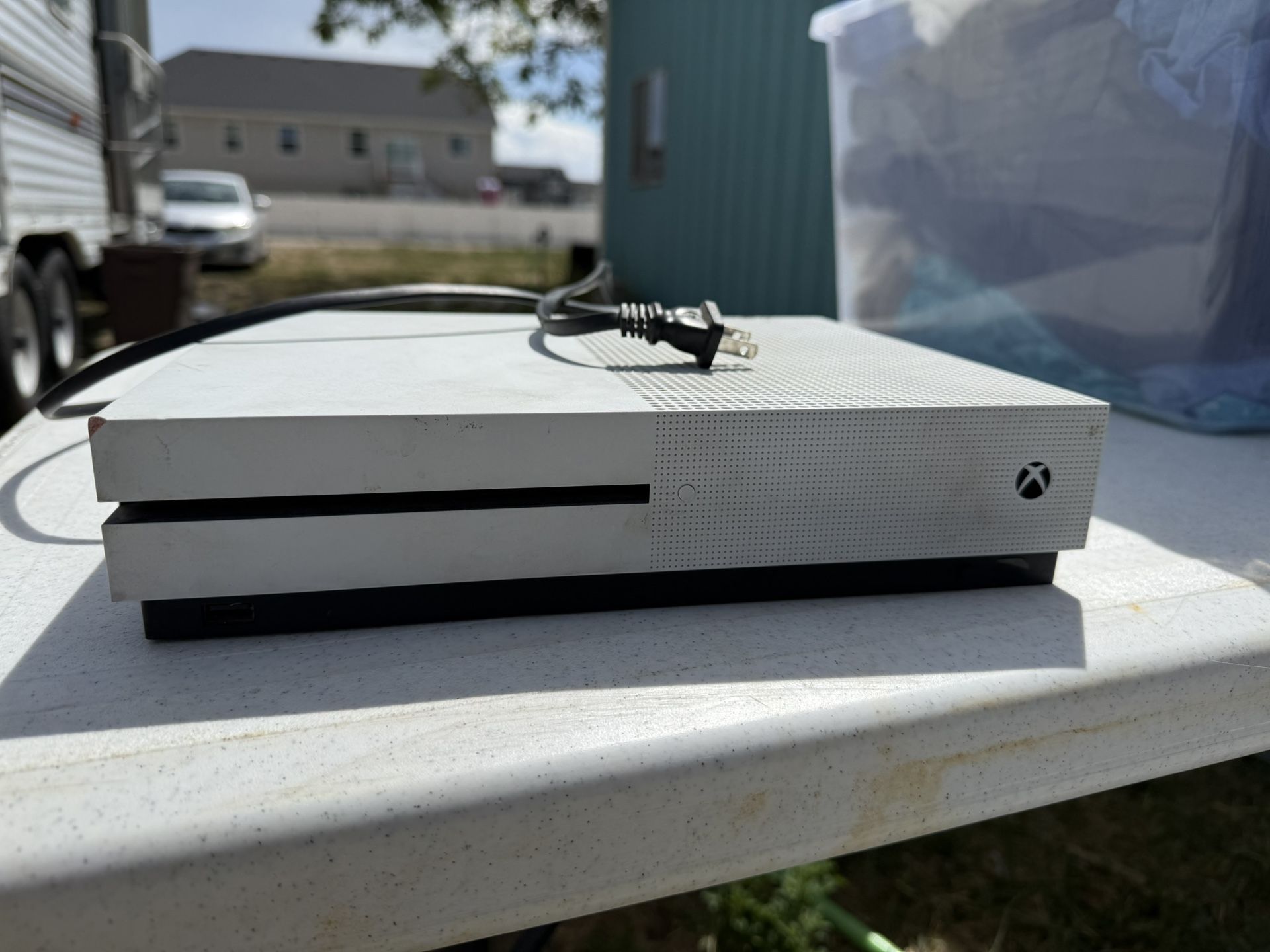 Xbox 1s 