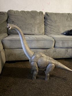 Mattel Jurassic World Brachiosaurus Figure: 28-inches High and 34-inches Long (71.12 cm x 86.36 cm) with Authentic Sculpting, Articulation, Color & Te