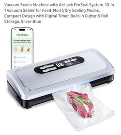 Vacuum sealer machine