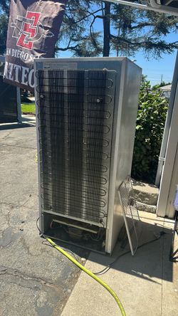 Free Non-working fridge
