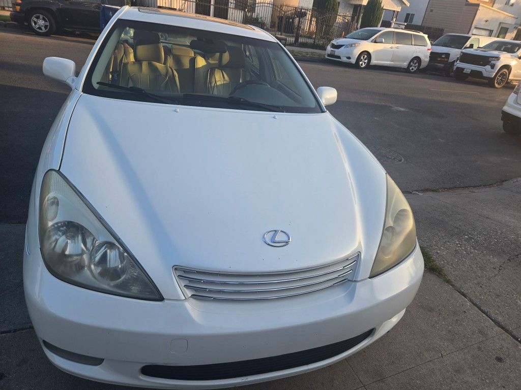 2004 Lexus ES 330