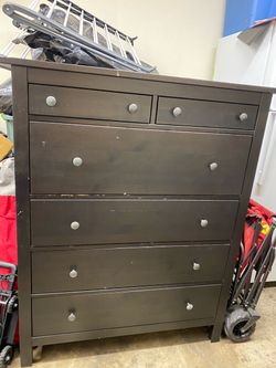 Wooden Dresser / Cajonera