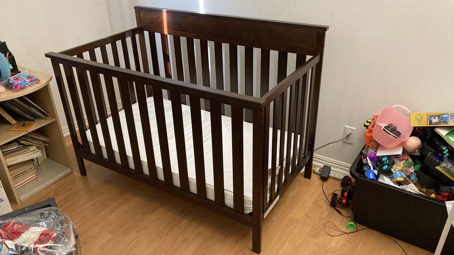 Baby/Infant Crib 
