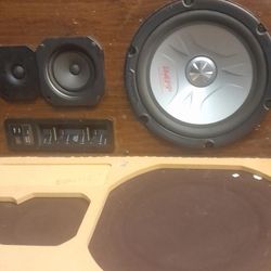 Kenwood , Avid ,marantz Speakers