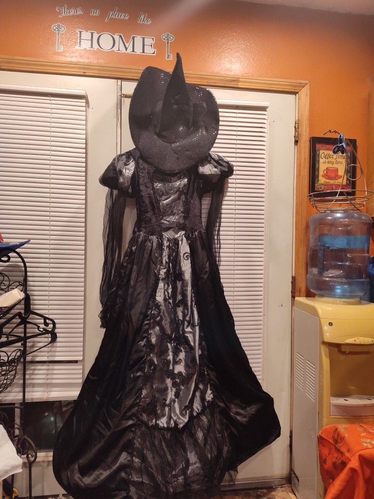 Witch Costum Adult Size With Hat