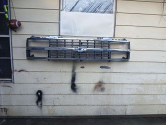 Oem chevy silverado 90-99 front grill assembly