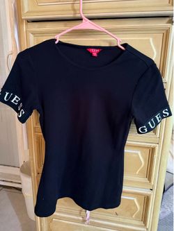Women’s black guest shirt