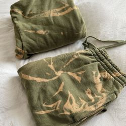 TALENTLESS Hoodie & jogger set