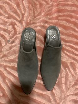 VINCE CAMUTO