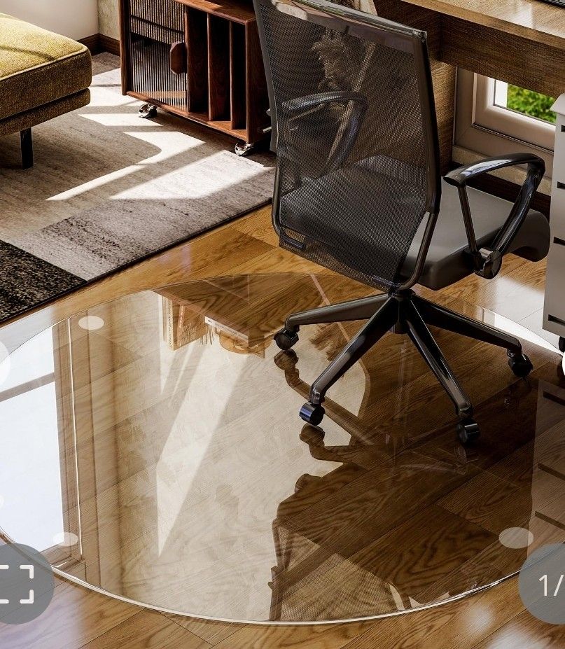 FREE FREE
Round Tempered Glass Floor Mat