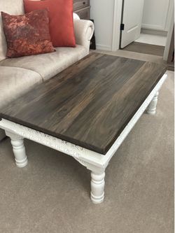 $75 OBO - Farmhouse style - Coffee table - solid wood