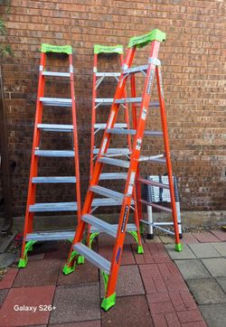 Louisville 8ft fiberglass coosStep Ladder