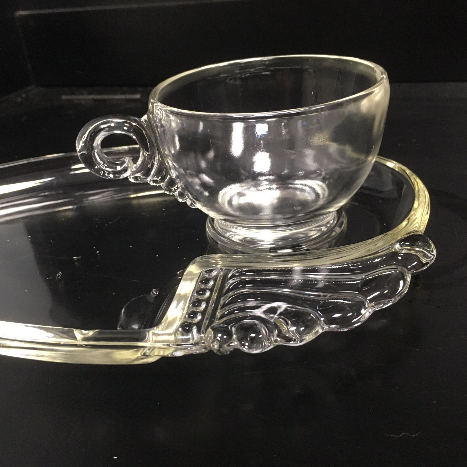Tea cup and Snack tray set