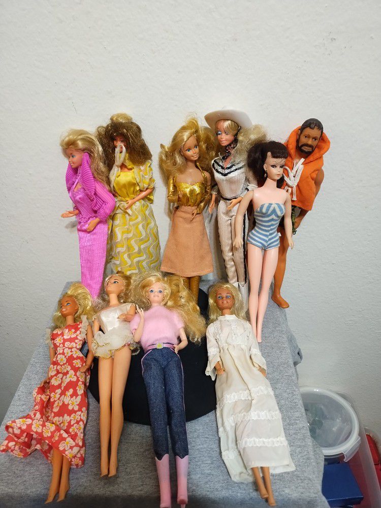 Vintage Barbie Dolls & Clothes 