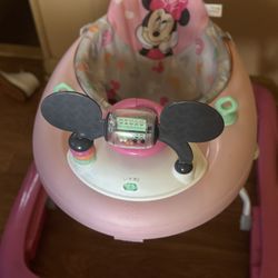 Minnie Mouse Walker 