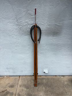 SpearPro Wooden Speargun w/ Reel