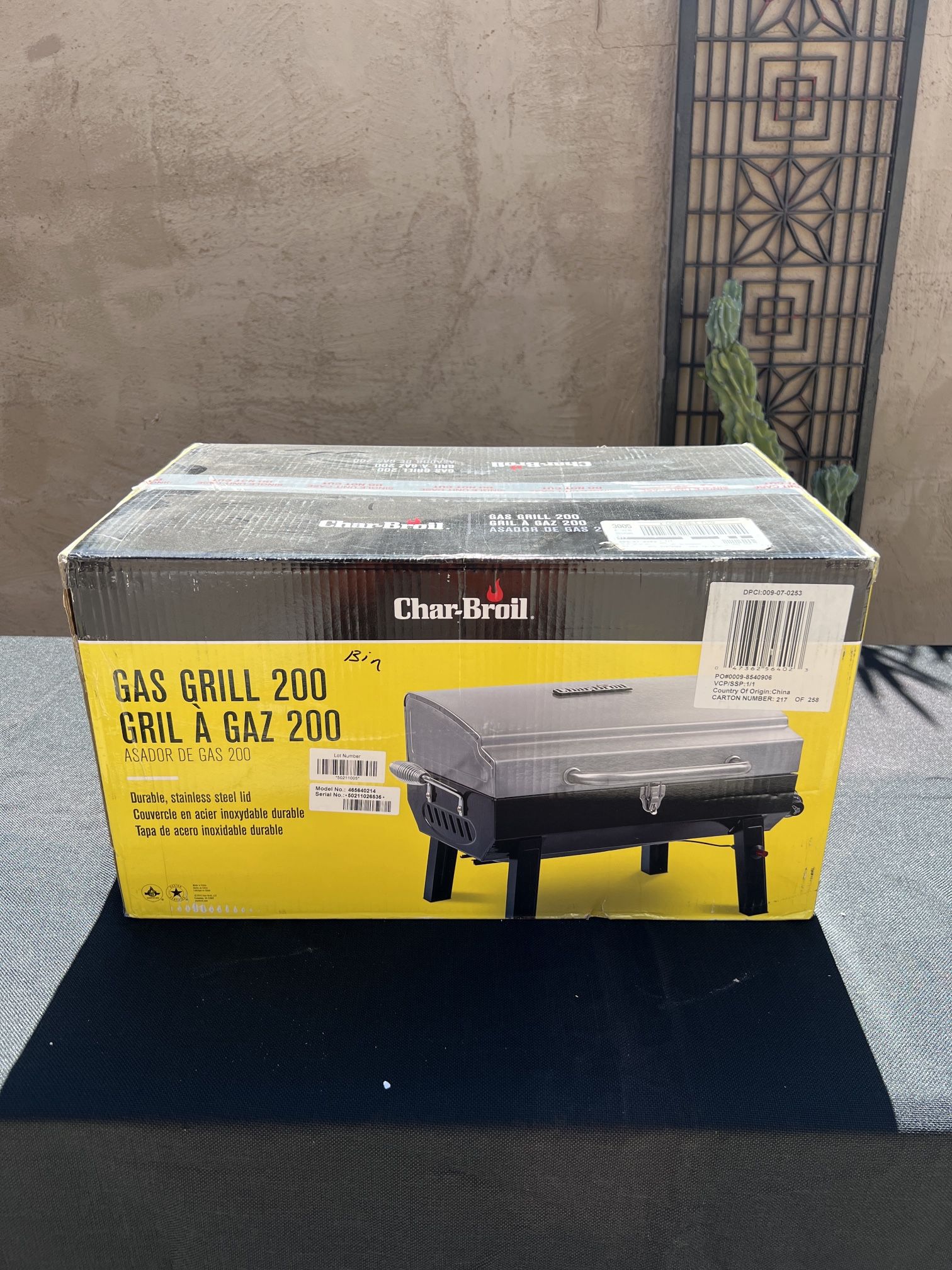 Char top broil 200