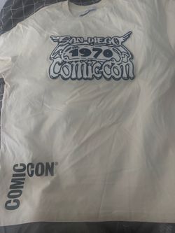 Comic -Con shirt