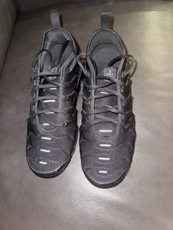 Black Nike vapor max (brand new)