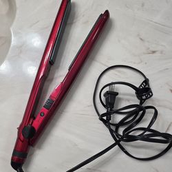 INFINITIPRO by Conair Flat Iron – Works Great