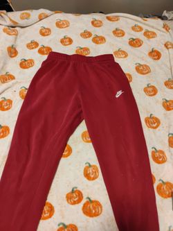 Red Nike sweatpants