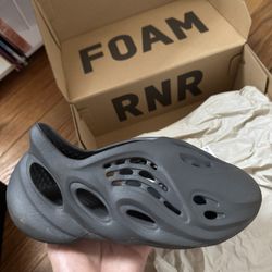 Yeezy Foam Runners Size 6