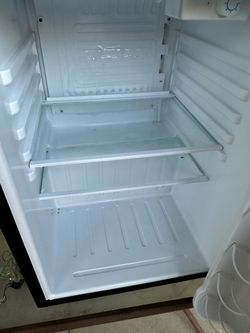 Small refrigerator works great