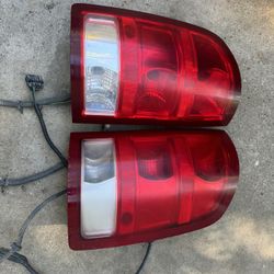 2007 - 2013 GMC Sierra Tail Lights 