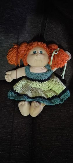 Vintage Doll With Knitted Dress Super Cut