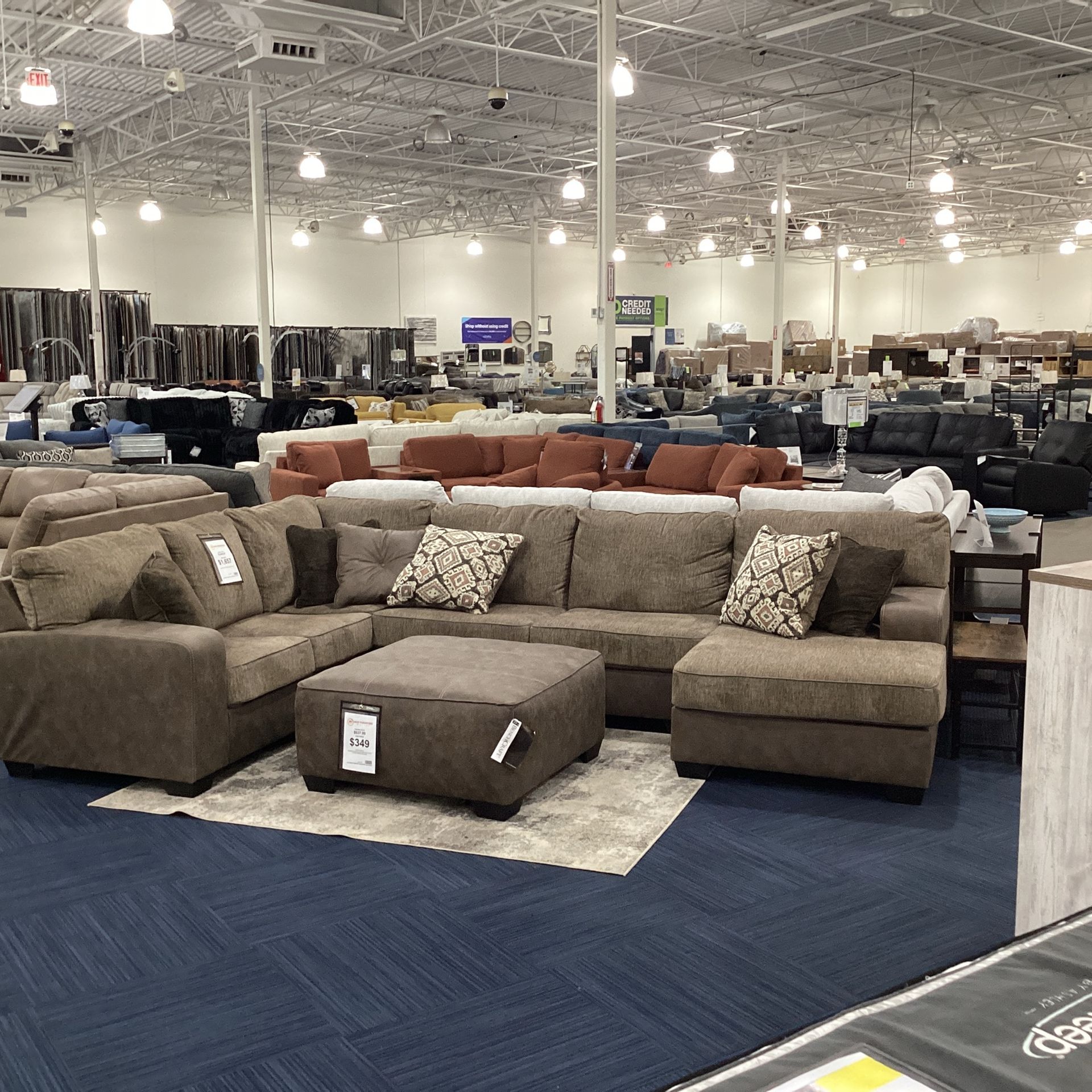 2 TONE 3PC SECTIONAL SIGNATURE DESIGN BY ASHLEY