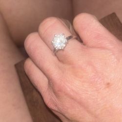 $20   Ring Size 7       Sterling Silver  1mm Cz