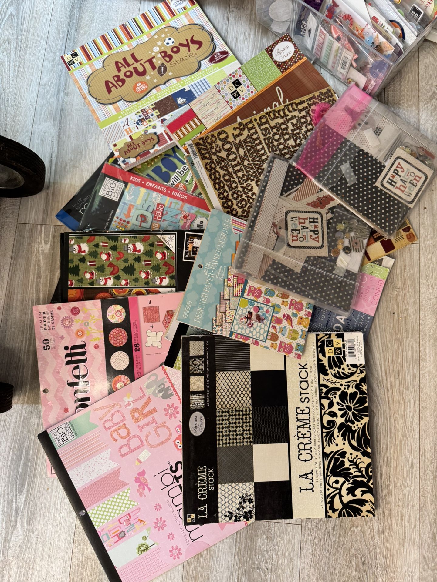 Scrap Booking