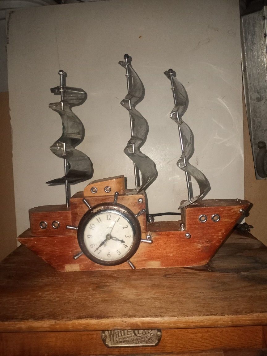 Ship Clock