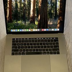 32Ram 1TB  2019 MacBook Pro 16” Very Low Battery Cycl