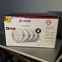 Smoke Alarms 4 Pack!!