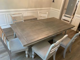 Dining room set