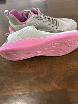 New Bass Brand Athletic Shoes Size 8. $15