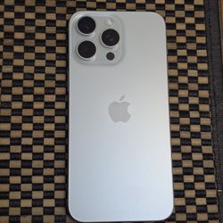 iPhone 15 Pro Max 1TB