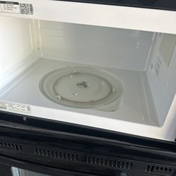 Samsung Microwave And Whirlpool Electric Oven 