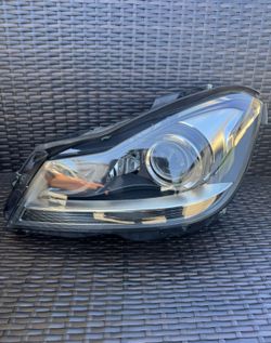 2012 2013 2014 2015 Mercedes-Benz W204 C250 C300 C350 C63 Left Driver Side Xenon Headlight Complete OEM