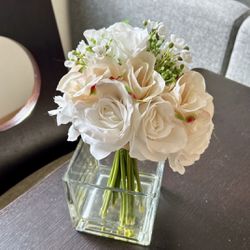 Faux Cream & Green Floral Bouquet/flowers/vase
