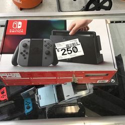 Nintendo Switch 