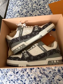 Louis Vuitton Trainers “Grey”