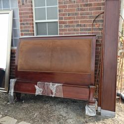 Wood Sleigh Queen Bedroom Set