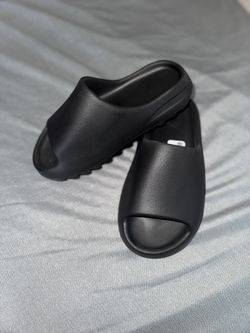 Yeezy Slides
