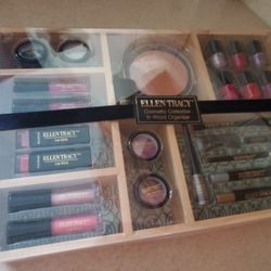Ellen Tracy Cosmetics In Wood Organizer. New. Deltona 