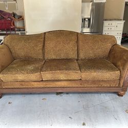 couch good condition