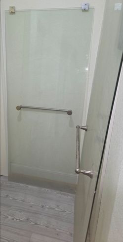 *USED* Shower doors Kohler.