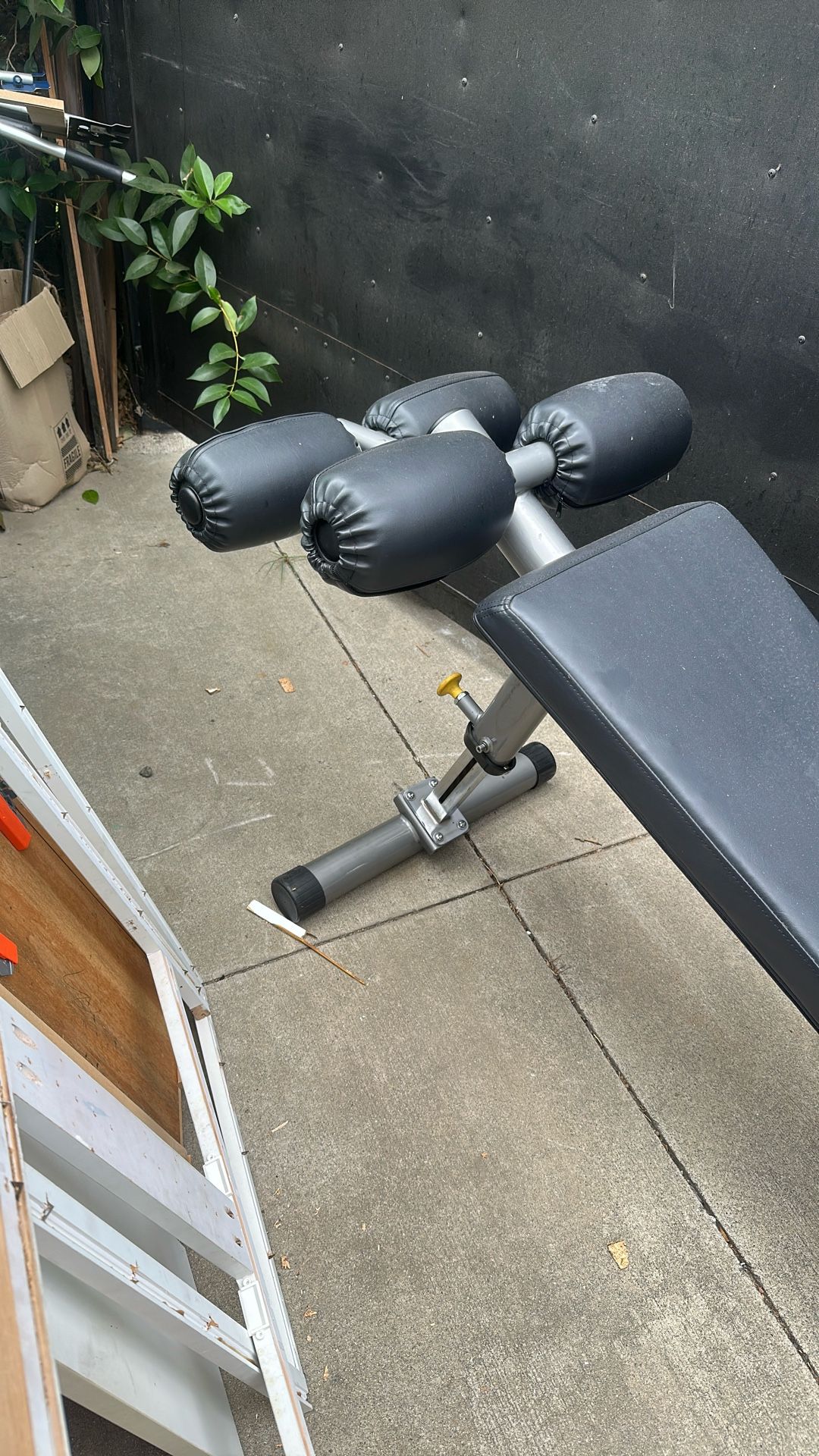 Bench Incline