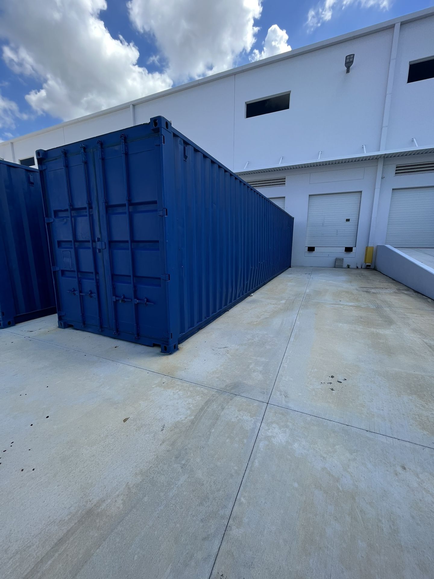 Container to Storage Like New/Contenedores Para La Venta